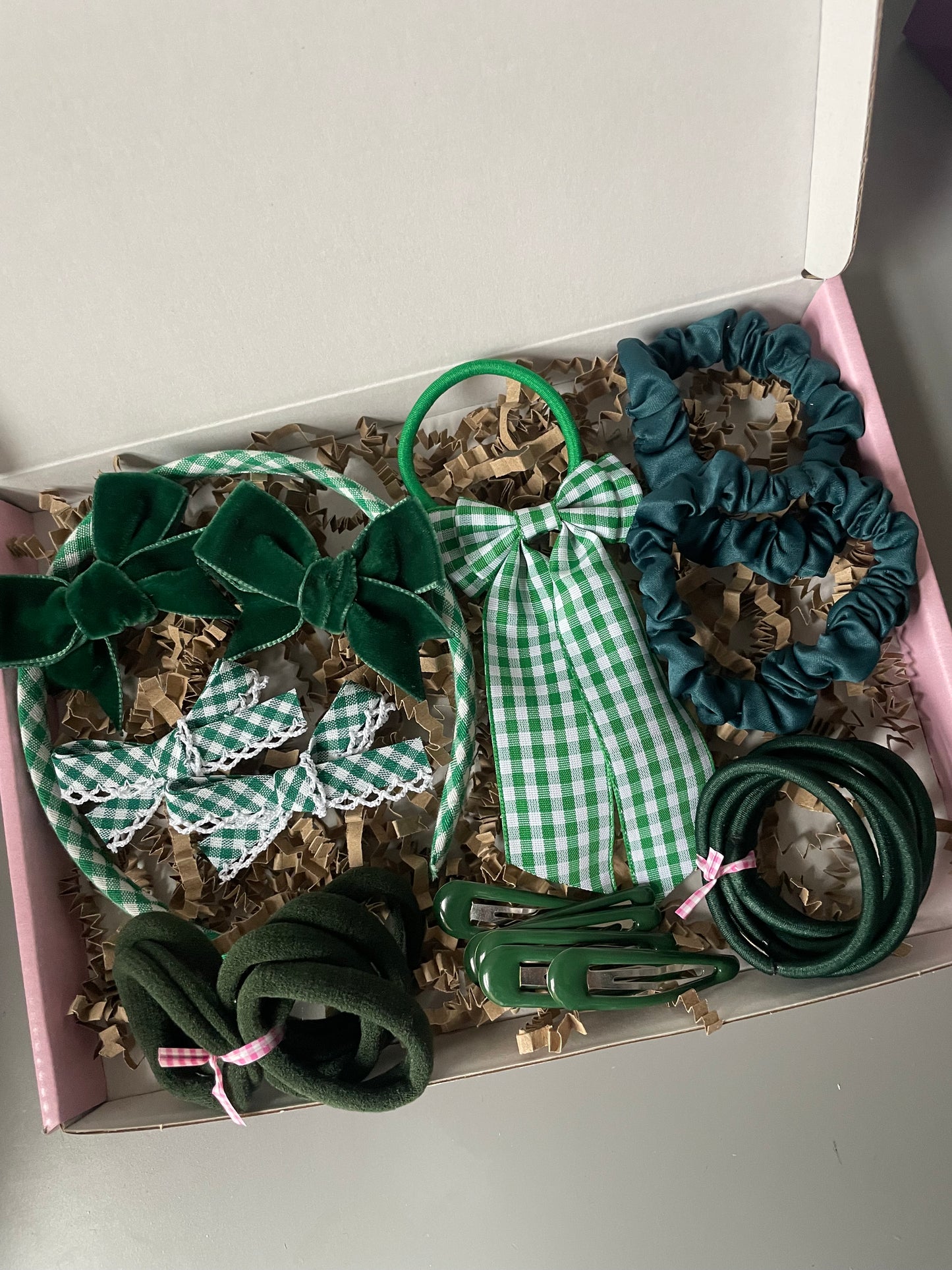 Green School Hair Bows
